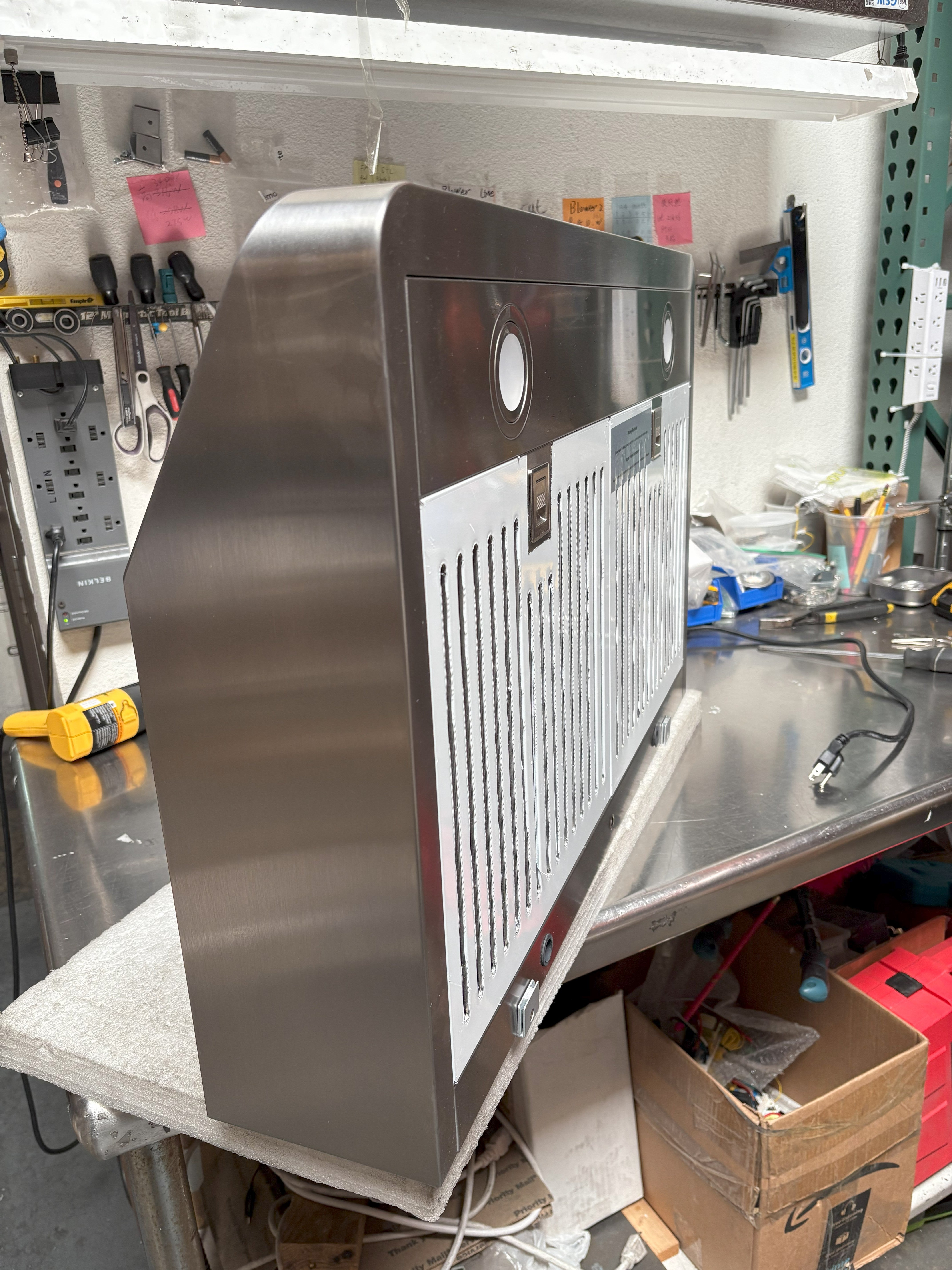 [Used] Awoco RH-C06-A30 Classic 6” High 1mm Thick Stainless Steel Under Cabinet 4 Speeds 900 CFM Range Hood with 2 LED Lights & 2 Levels of Lighting (30"W All-In-One)