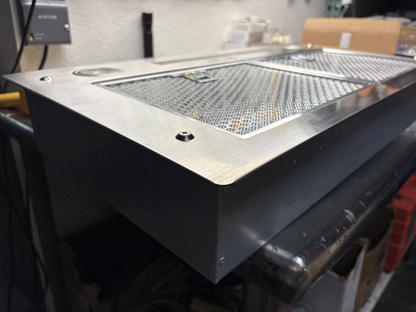 [Refurbished] Awoco RH-IT06-R Ceiling Mount 14-1/2”D Super Quiet Split Stainless Steel Range Hood, 4-Speed, 800 CFM, Mesh Filters, Remote Control with 6” Blower