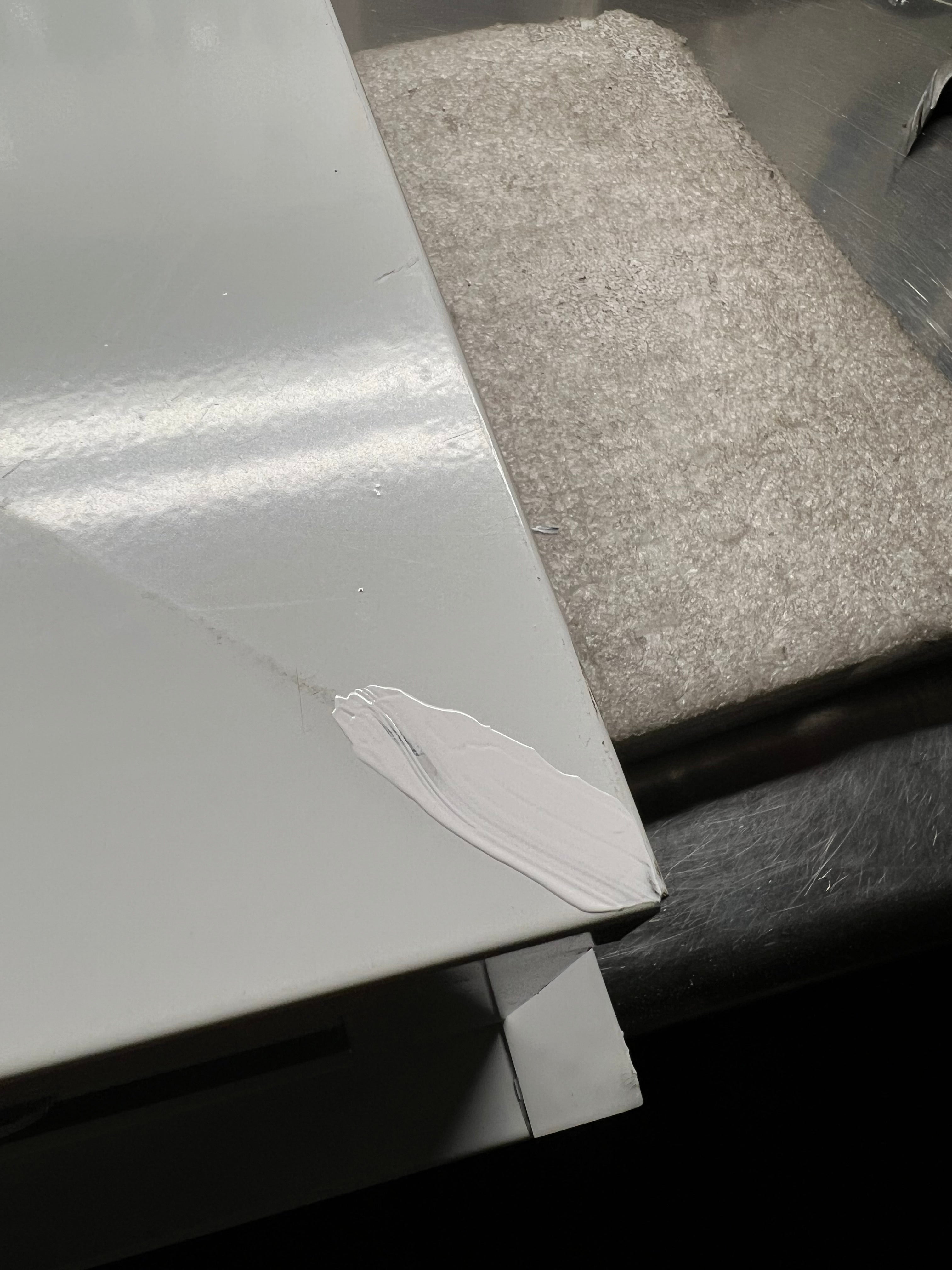 [Refurbished] GSW DF-18P 18” White Powder Coated 4-Way Adjustable Air Diffuser for Evaporative Swamp Cooler, 20” x 20" Mounting Edge (18"x18"x6")