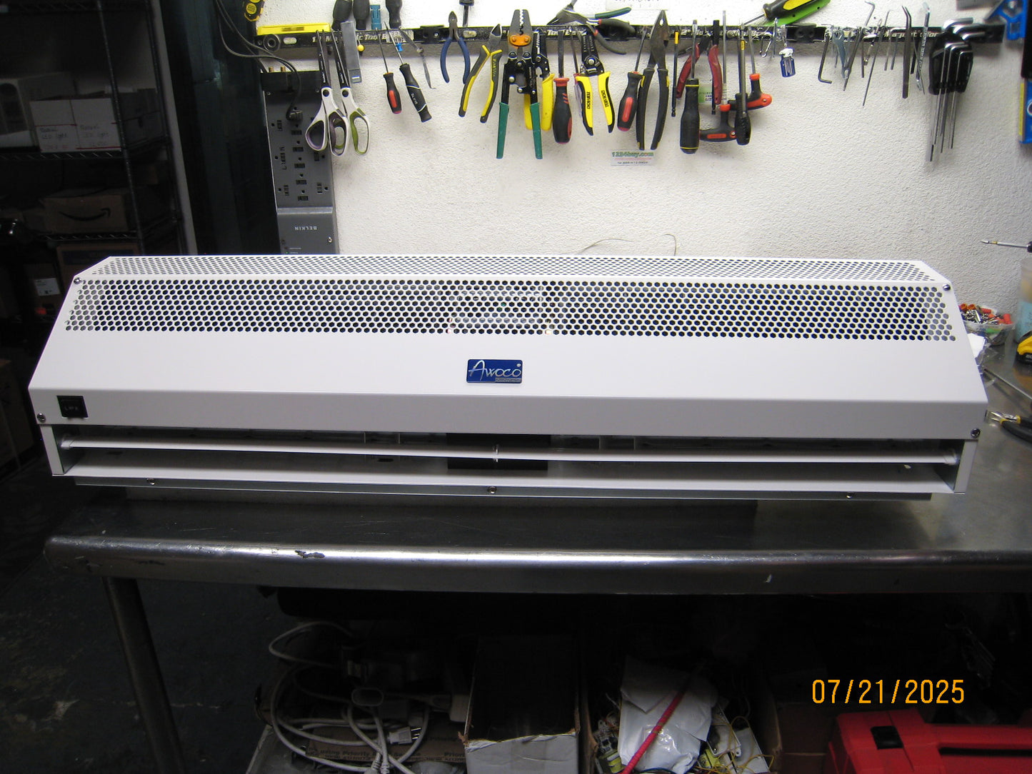 [Scratch] Awoco FM1510-M 42” Super Power 2 Speeds 1350 CFM Commercial Indoor Air Curtain, UL Certified 120V Unheated, with an Easy-Install Magnetic Switch
