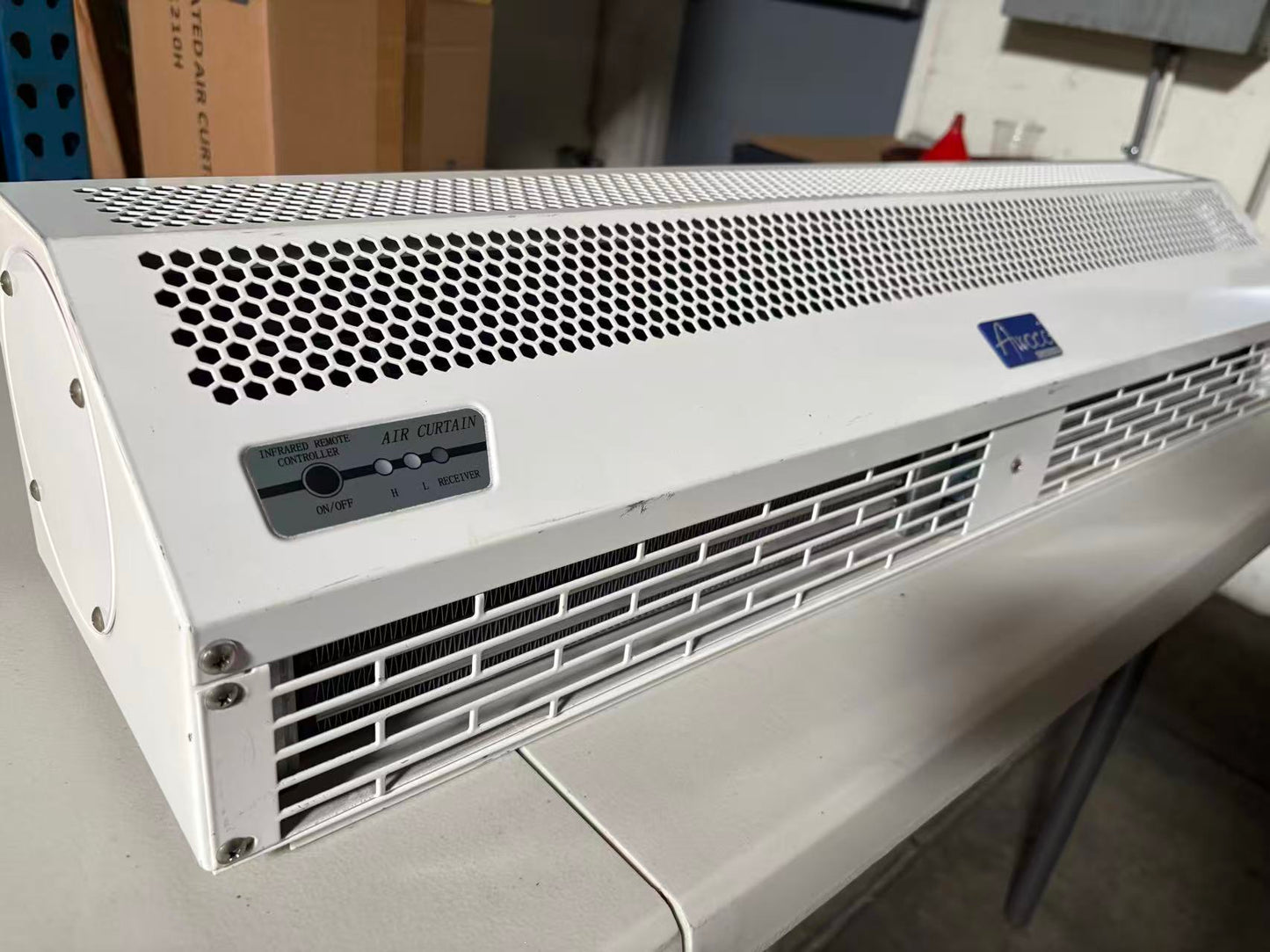 [Scratch] Awoco RM1209H 36" Heated 2 Speeds Commercial Indoor Air Curtain, CE Certified with an Easy-Install Magnetic Door Switch